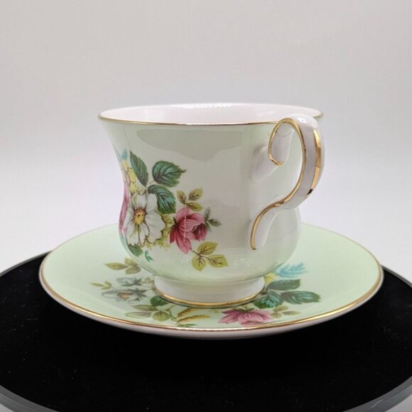 Royal Grafton AB Jones English Bone China Floral Teacup & Saucer - Picture 8 of 17
